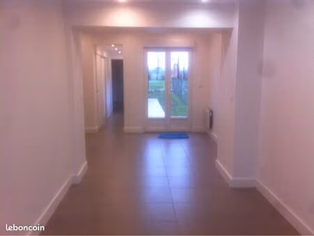 appartement en rdc à louer au steent’je