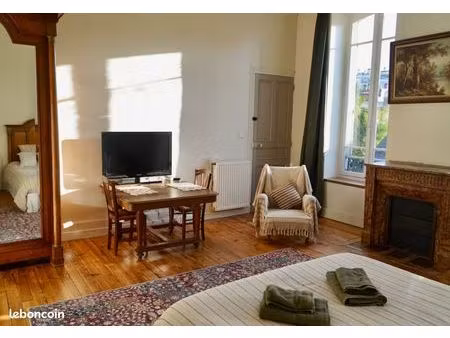 appartement meublé hyper centre ville tarbes 50 m2