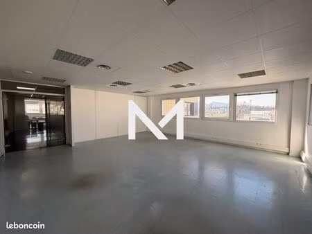 bureaux 95 m² crolles
