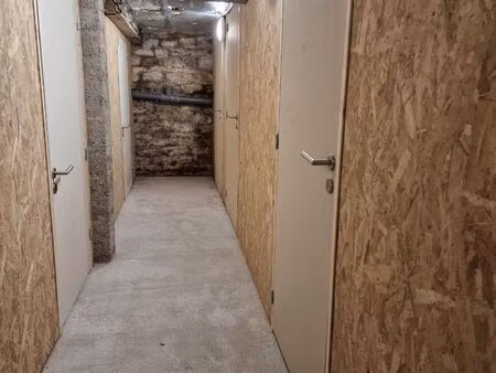 box de stockage / garde meuble