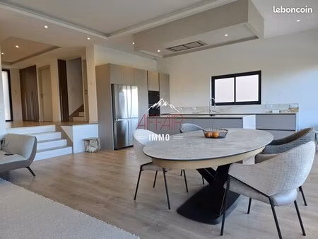 maison 5 pièces 150 m²
