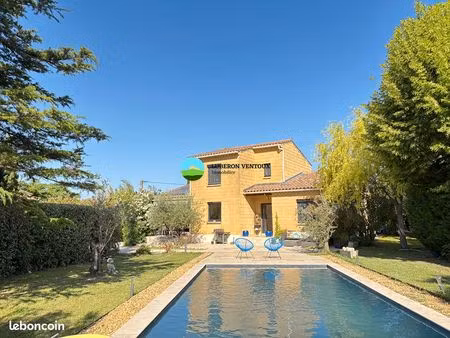 propriété 6 pièces 165 m²
