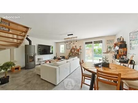 maison 5 pièces 99 m²