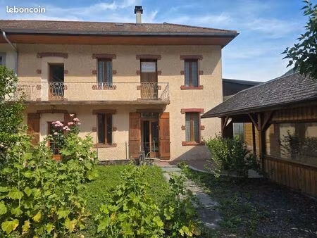 maison à vendre à saint-etienne-de-cuines (savoie)