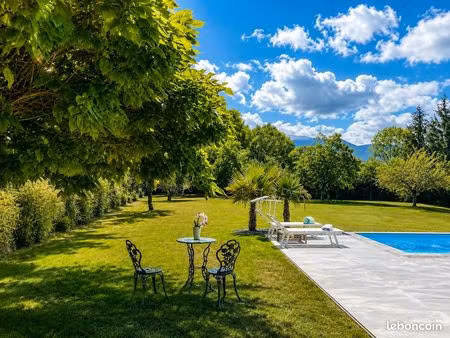 villa contemporaine d’exception – anthy-sur-léman – 265 m² – piscine – 2419 m² de terrain 