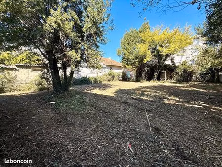 terrain 466 m² avignon