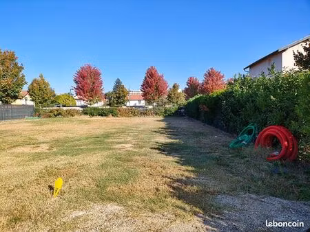 terrain 722 m² francheville