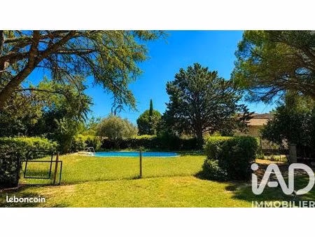 terrain 633 m² aubignan