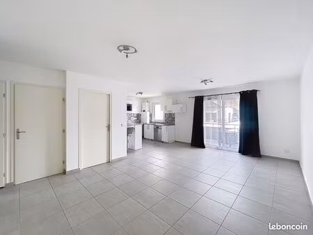 appartement 3 pièces 67 m²