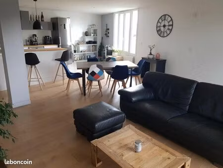 à louer – appartement t3 de 104 m² avec terrasse