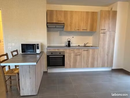 location t2 rdc meublé