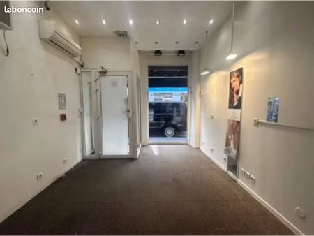 boutique location pure - quartier cadet / lafayette