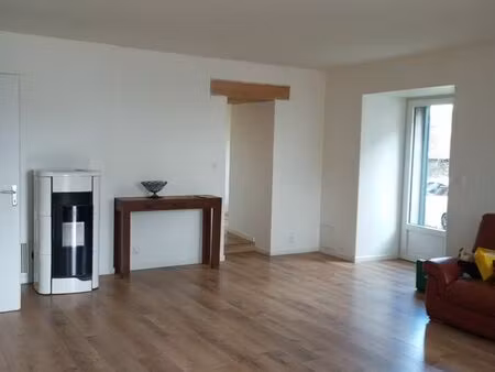location maison t4 dans le centre de mauron