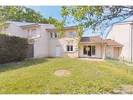 maison 4 pièces 92 m²