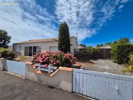 maison 2 chambres avec garage  carport et emplacement camping car