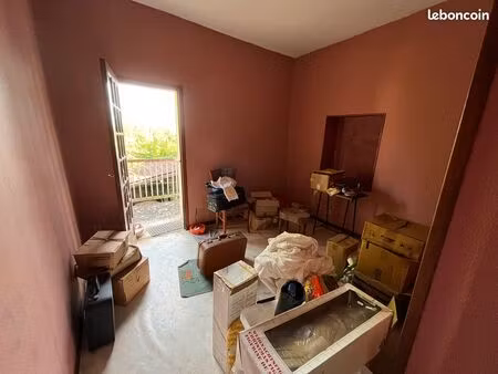 appartement t2 à rénover avec balcon