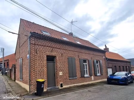 maison 4 pièces 77 m²
