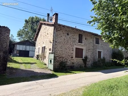 maison à la campagne