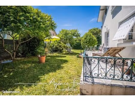 maison 6 pièces 111 m²