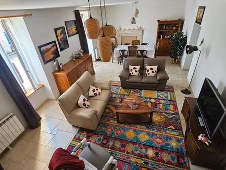 maison de village spacieuse