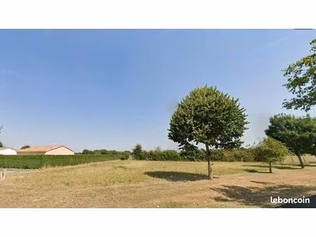 terrains constructibles de 1 091 à 1410 m²