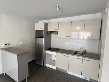 appartement t3 66m2 plein sud terrasse piscine box proche ceva
