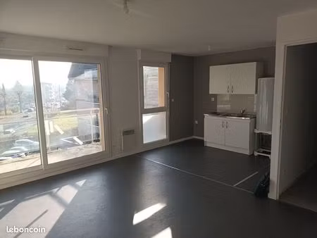 logement t2 à faches
