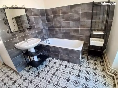 appartement t3-4 78m + terrasse