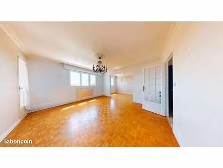 appartement 4 pièces 75 m²