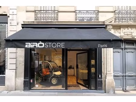 boutique 56 m² paris