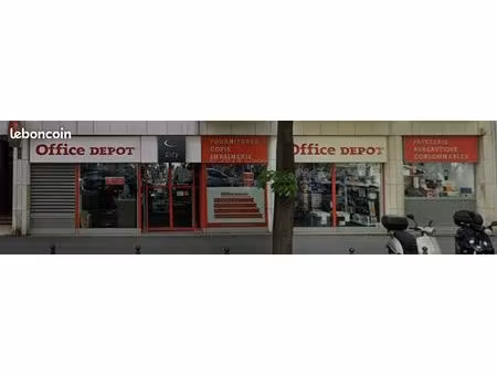 boutique 200 m² paris