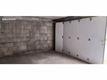 loue garage rumilly 74