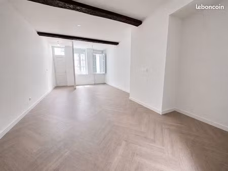 maison rénovée trois chambres