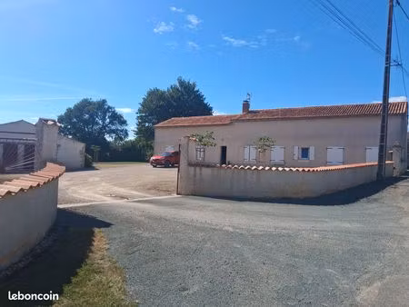 location maison individuelle à chalandray
