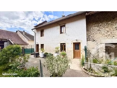 maison 5 pièces 108 m²