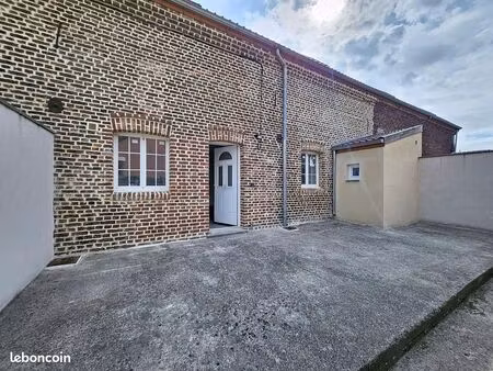 maison 3 pièces 160 m²