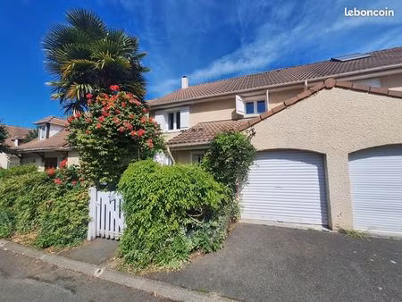 maison 5 pièces 90 m²