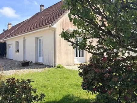 maison 4 pièces 80 m²
