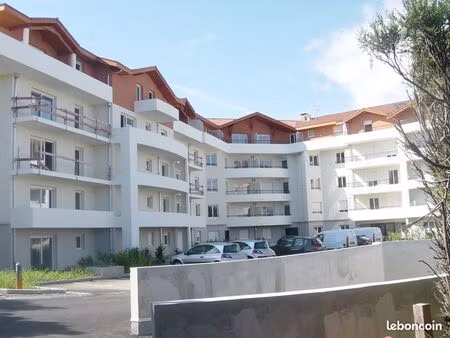 loue t3 centre annemasse garage 3 em
