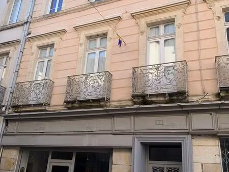 appartement traversant t4 à rafraîchir – centre historique castres (écusson) – balcons