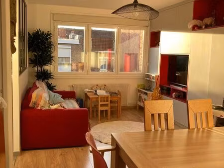 particulier loue t3 + bureau avec garage et accès jardin - nouvelle madeleine