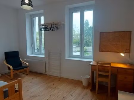 chambre meublée 14m2