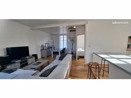a proximité du centre ville