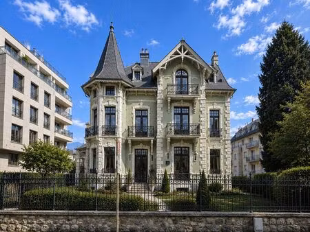 bureau privatif 17m² tout inclus + parking – villa belle époque – annecy