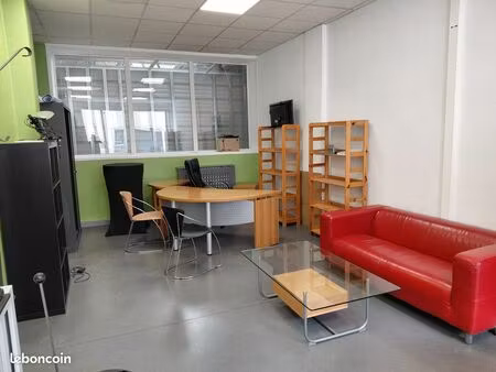 firminy location bureau 35m² climatisé 289ht