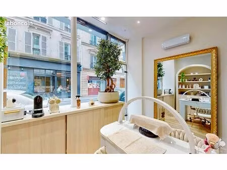 institut de beauté 17 m² paris