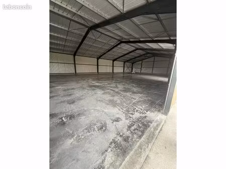 ◊ hivernage • gardiennage • stockage ?