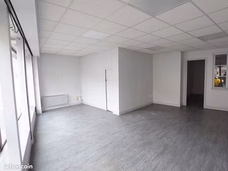 local commercial 50 m2