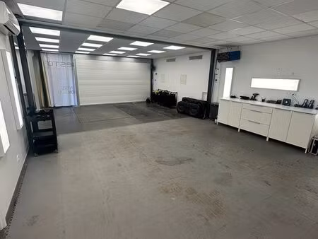 local professionnel à louer  lyon sud / l'isle-d'abeau  100 m²