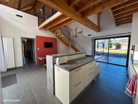 maison 4 pièces 150 m²